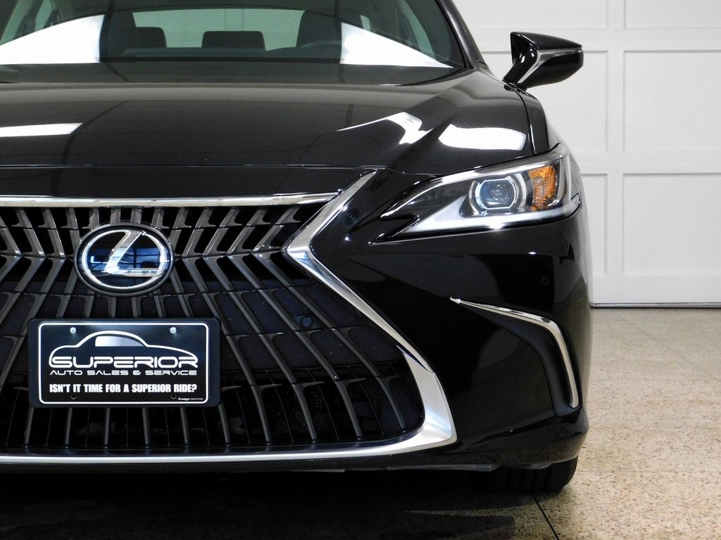 2022 Lexus ES 350 Base photo 12
