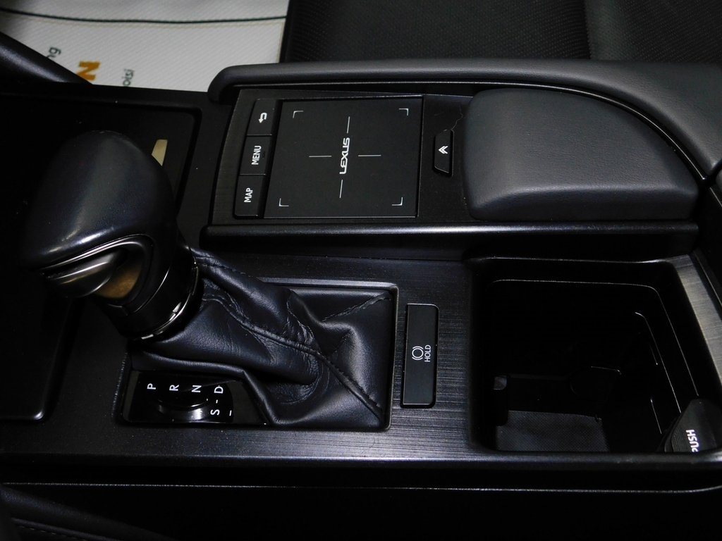 Lexus ES 350 Base 2022