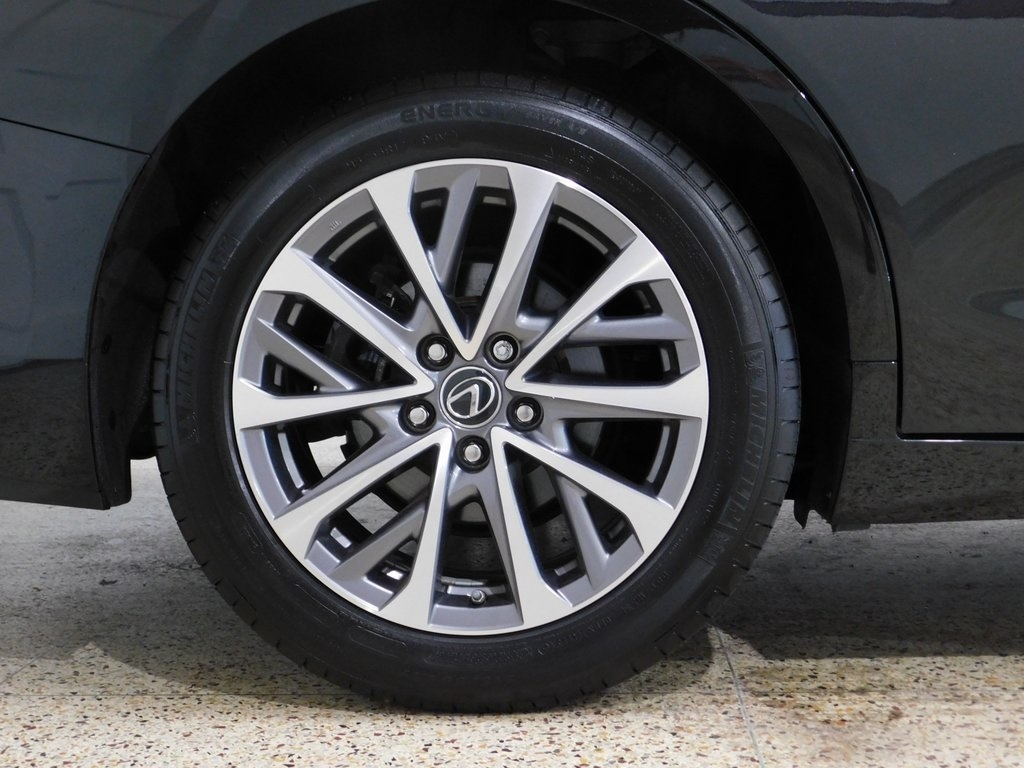 Lexus ES 350 Base 2022