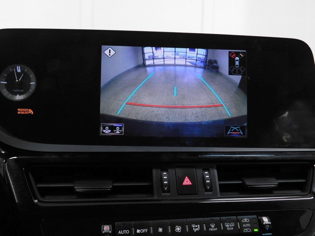 Lexus ES 350 Base 2022