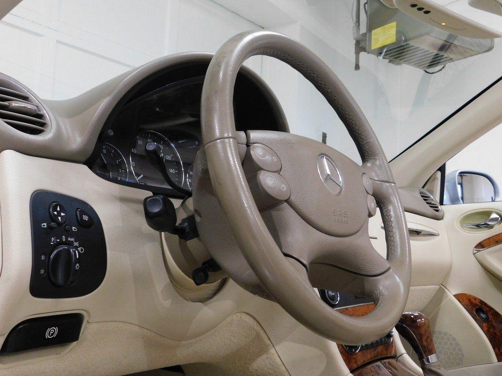 Mercedes-Benz CLK-Class CLK350 Cabriolet 2007