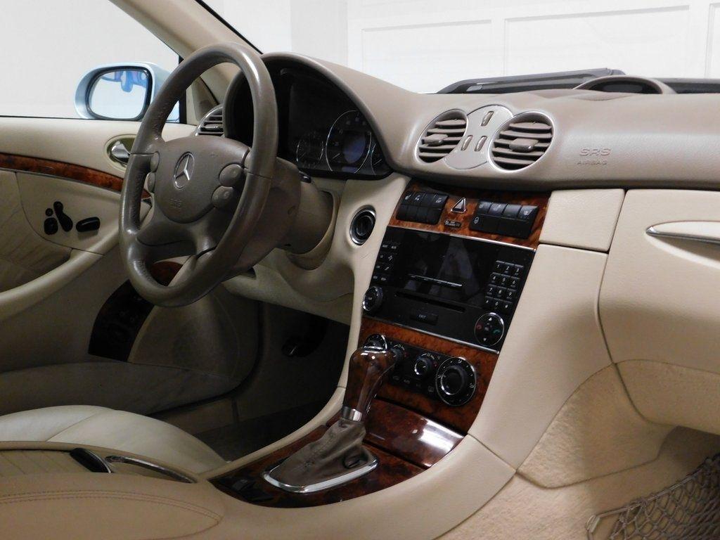 Mercedes-Benz CLK-Class CLK350 Cabriolet 2007