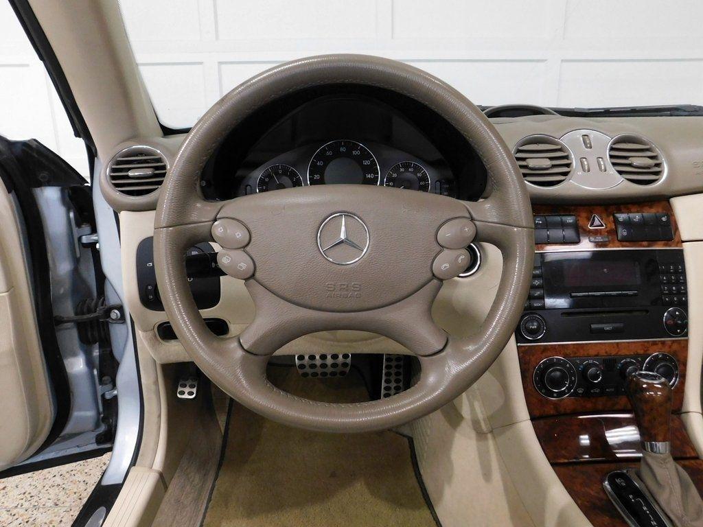 Mercedes-Benz CLK-Class CLK350 Cabriolet 2007