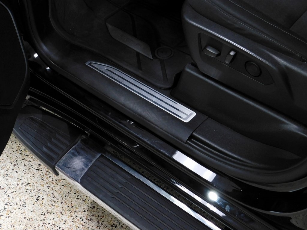 Chevrolet Silverado 1500 RST Crew Cab 4WD 2024