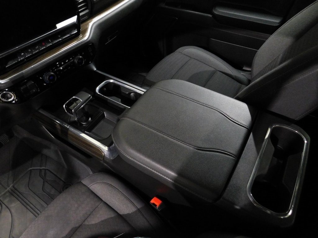 Chevrolet Silverado 1500 RST Crew Cab 4WD 2024