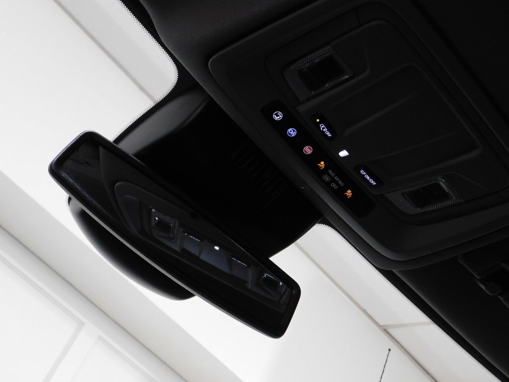 Chevrolet Silverado 1500 RST Crew Cab 4WD 2024