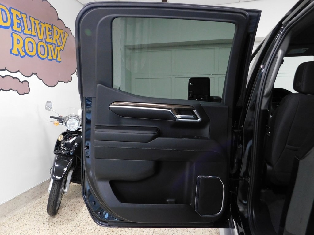 Chevrolet Silverado 1500 RST Crew Cab 4WD 2024