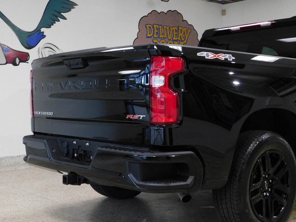 Chevrolet Silverado 1500 RST Crew Cab 4WD 2024