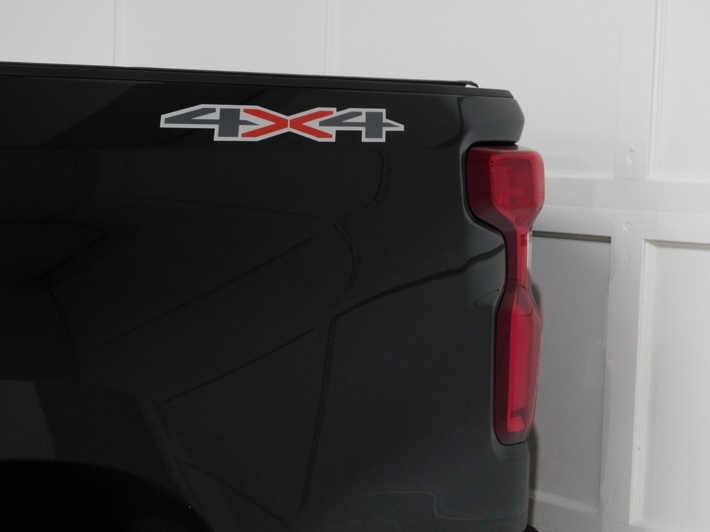 Chevrolet Silverado 1500 RST Crew Cab 4WD 2024