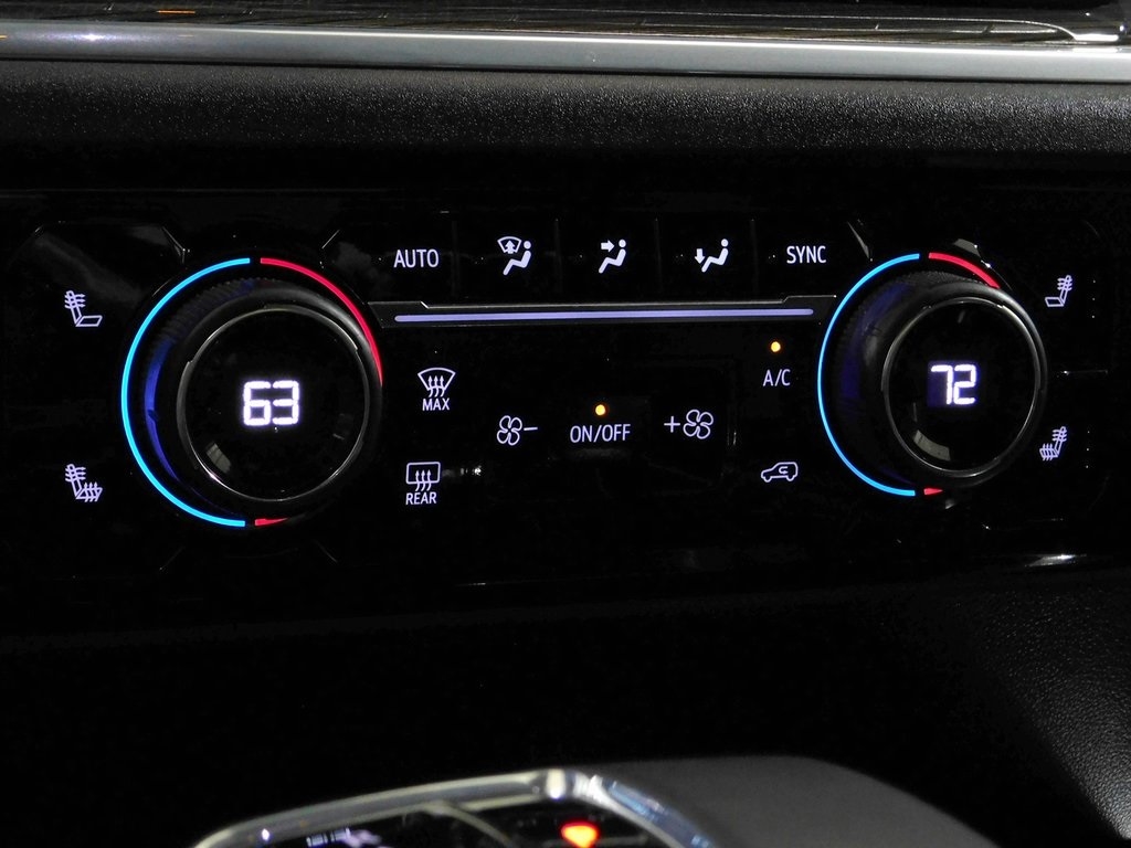 Chevrolet Silverado 1500 RST Crew Cab 4WD 2024