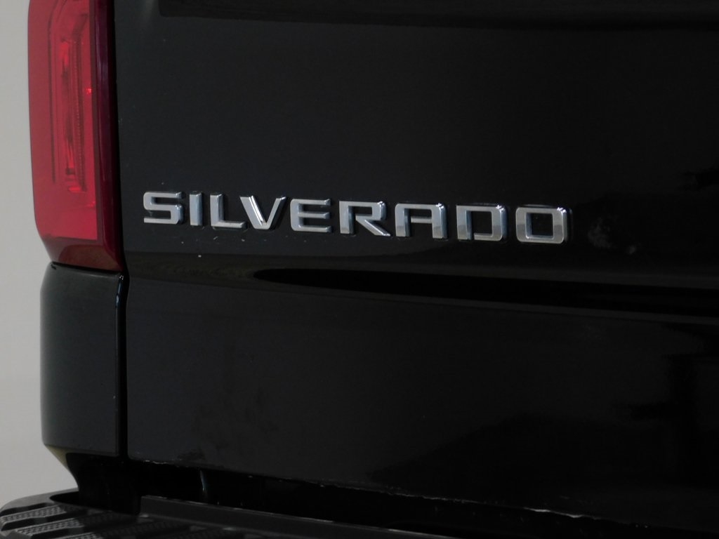 Chevrolet Silverado 1500 RST Crew Cab 4WD 2024