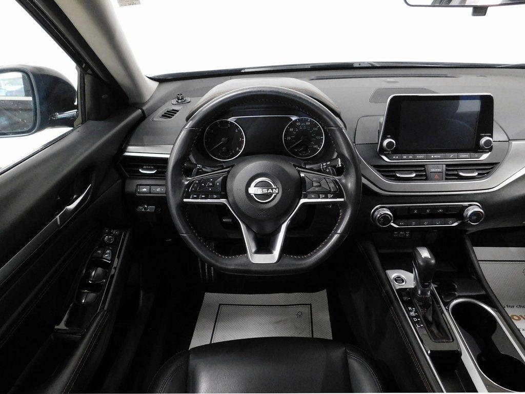 Nissan Altima 2.5 SR 2023