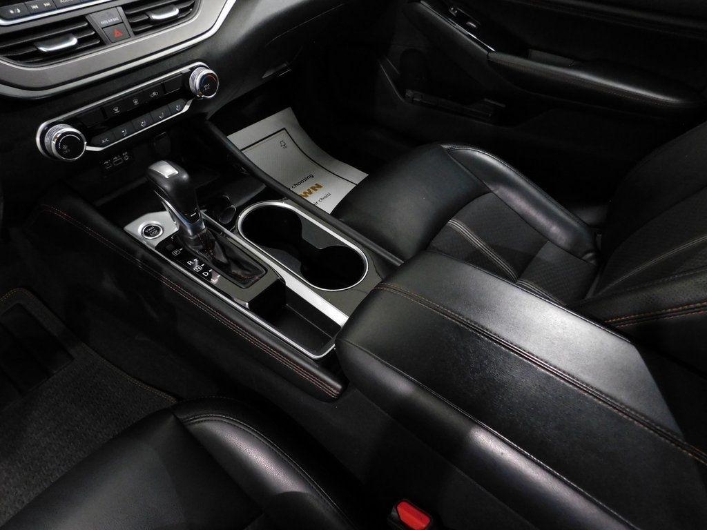 Nissan Altima 2.5 SR 2023