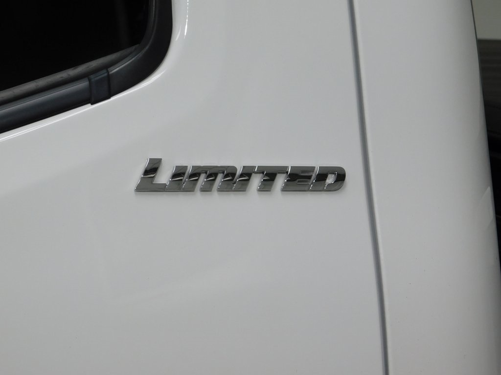 Toyota Tacoma Limited Double Cab V6 6AT 4WD 2017