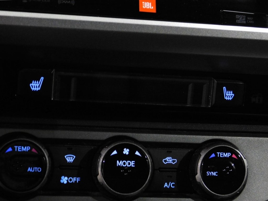 Toyota Tacoma Limited Double Cab V6 6AT 4WD 2017