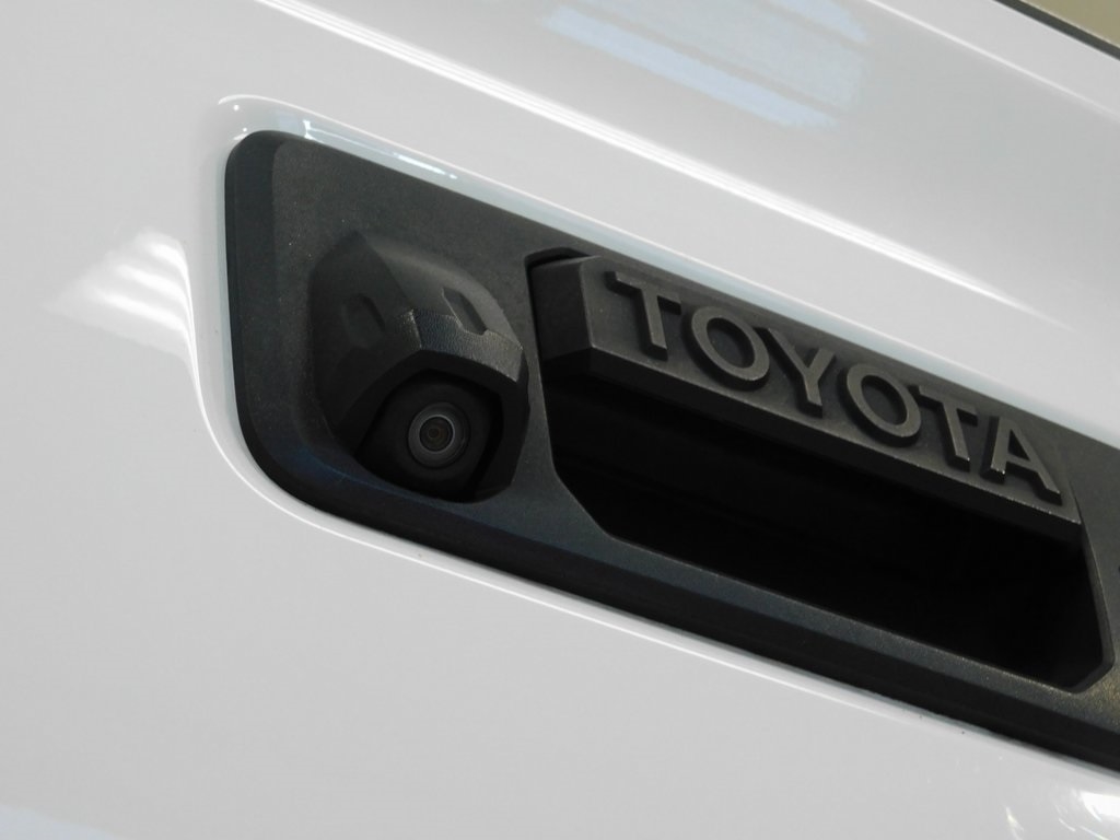 Toyota Tacoma Limited Double Cab V6 6AT 4WD 2017