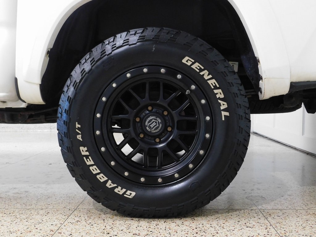 Toyota Tacoma Limited Double Cab V6 6AT 4WD 2017