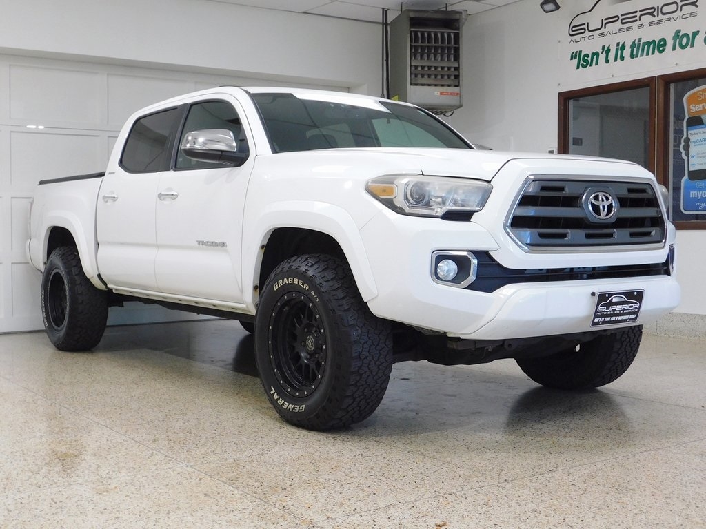 Toyota Tacoma Limited Double Cab V6 6AT 4WD 2017