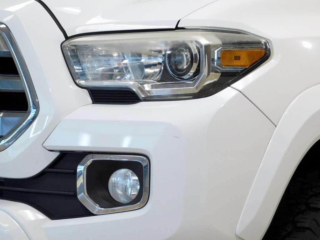 Toyota Tacoma Limited Double Cab V6 6AT 4WD 2017