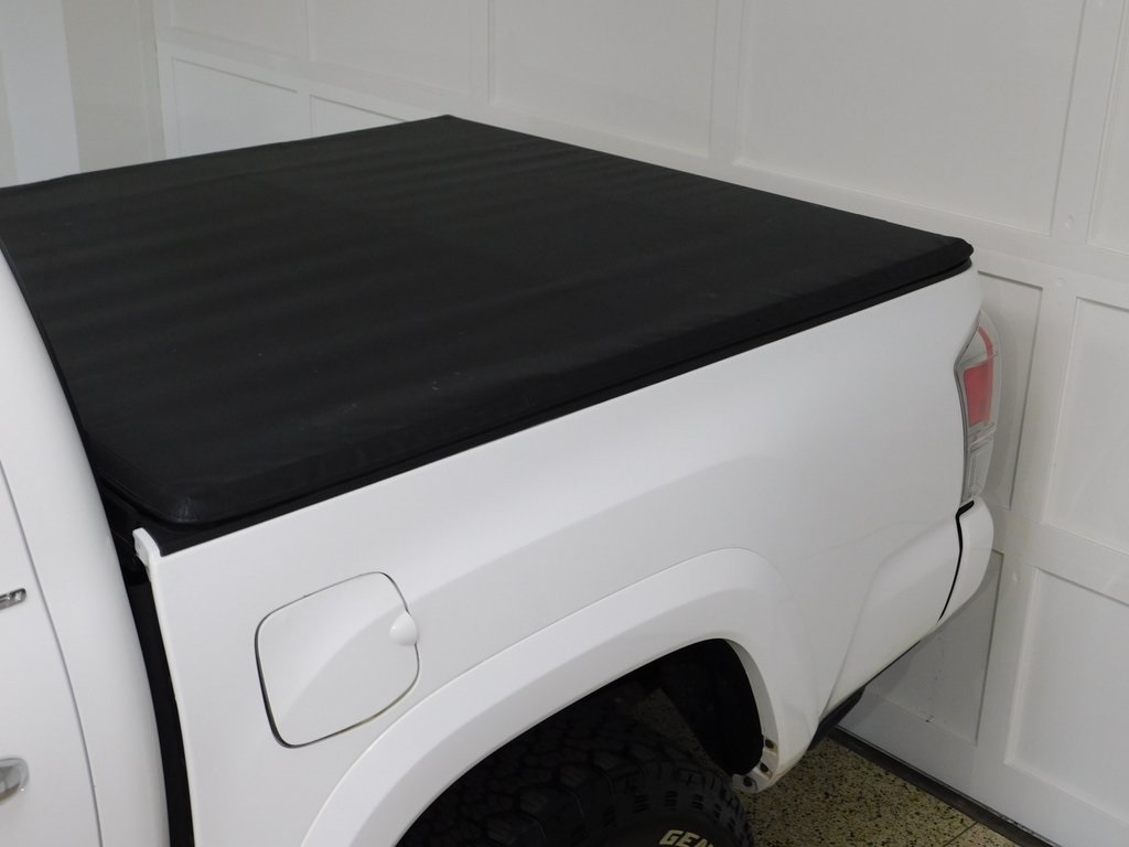 Toyota Tacoma Limited Double Cab V6 6AT 4WD 2017