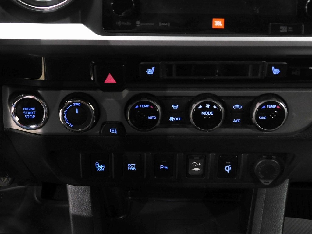 Toyota Tacoma Limited Double Cab V6 6AT 4WD 2017