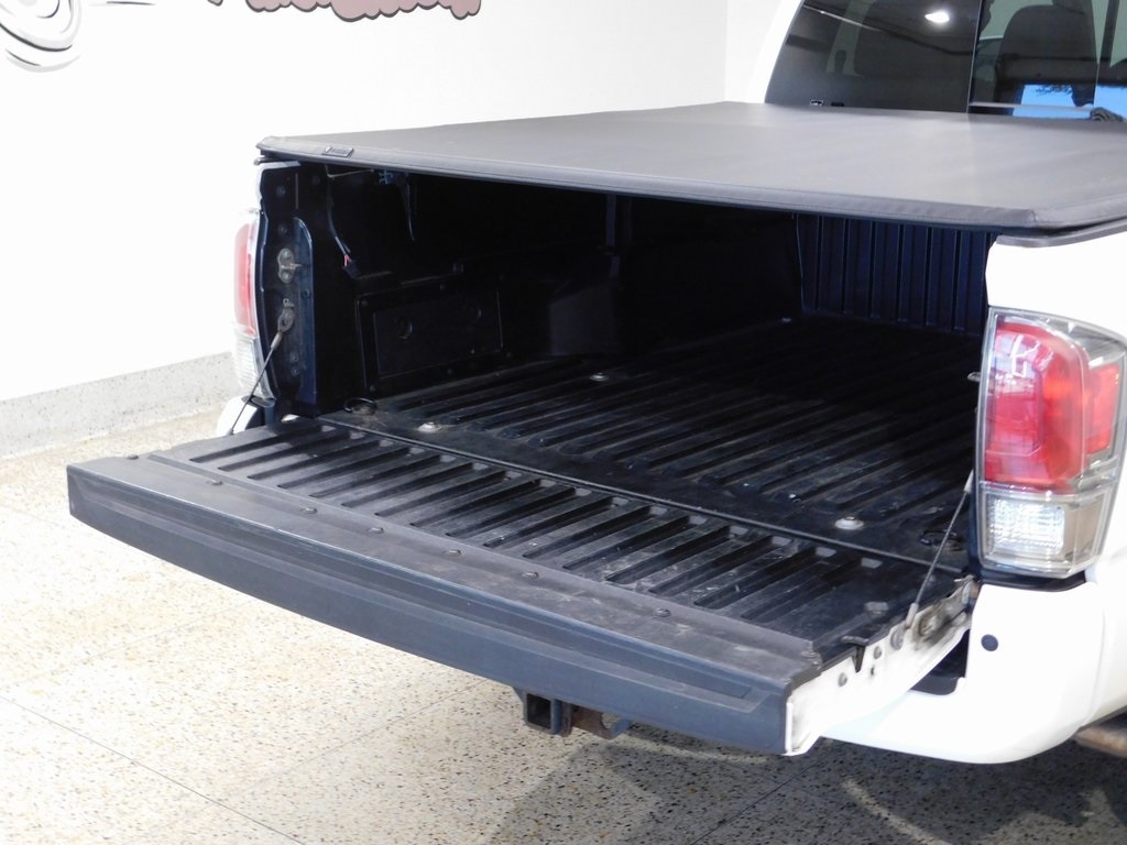 Toyota Tacoma Limited Double Cab V6 6AT 4WD 2017