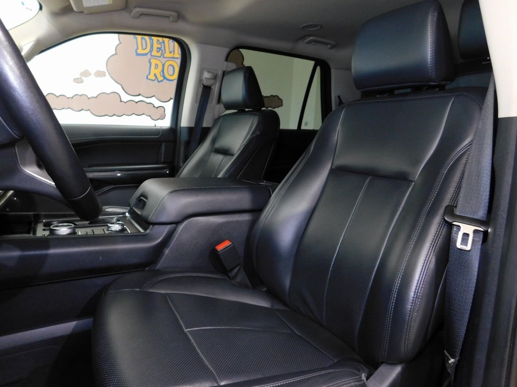 Ford Expedition XLT 4WD 2024