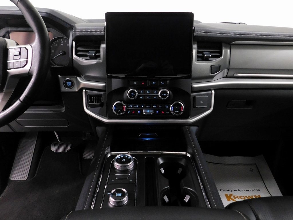 Ford Expedition XLT 4WD 2024