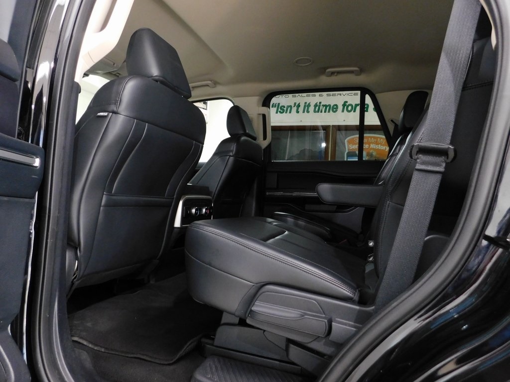 Ford Expedition XLT 4WD 2024