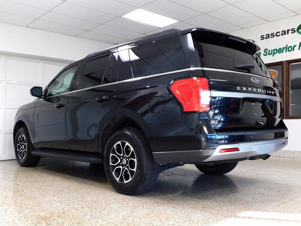 Ford Expedition XLT 4WD 2024