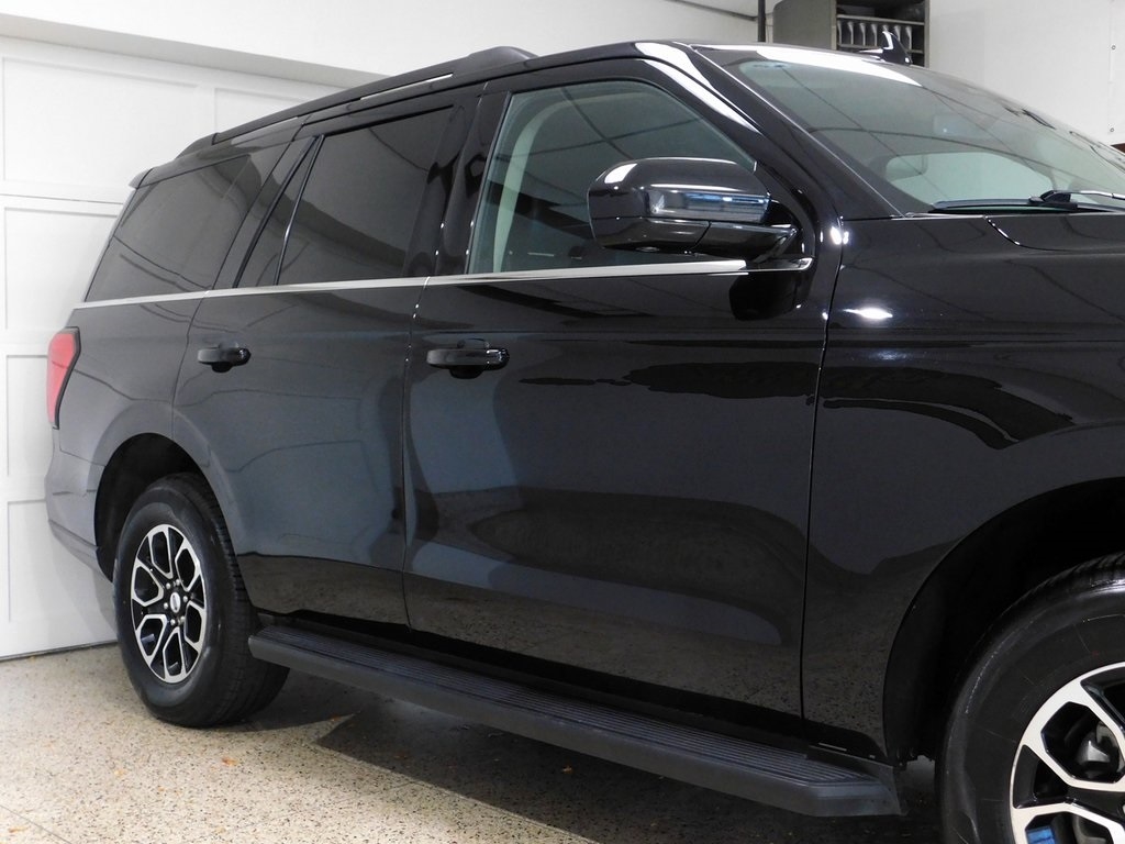 Ford Expedition XLT 4WD 2024