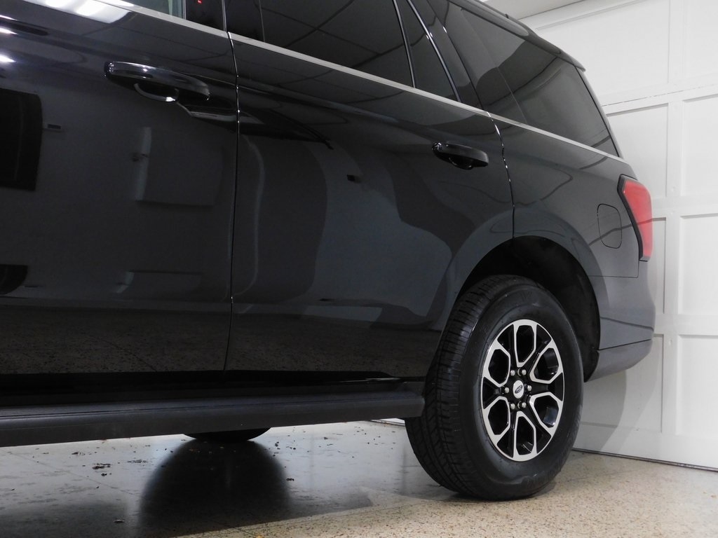 Ford Expedition XLT 4WD 2024