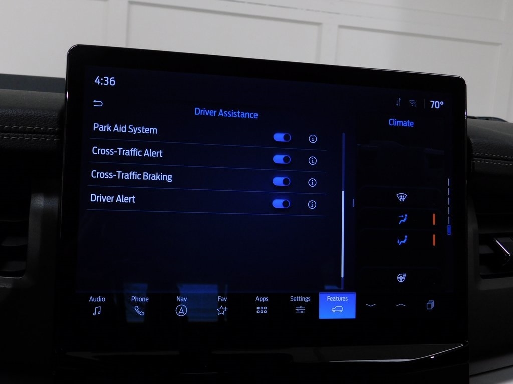 Ford Expedition XLT 4WD 2024