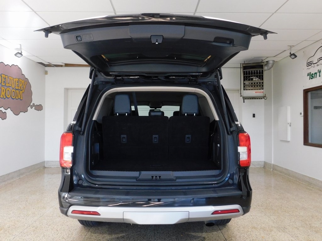 Ford Expedition XLT 4WD 2024