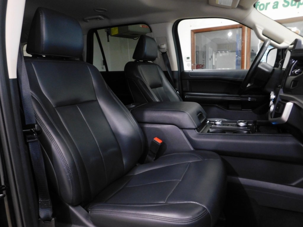 Ford Expedition XLT 4WD 2024