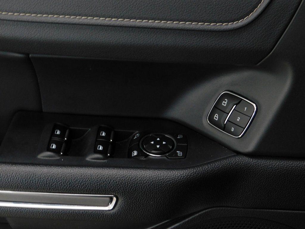 Ford Expedition XLT 4WD 2024