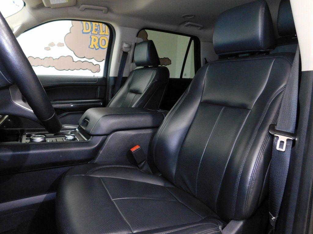 Ford Expedition XLT 4WD 2024