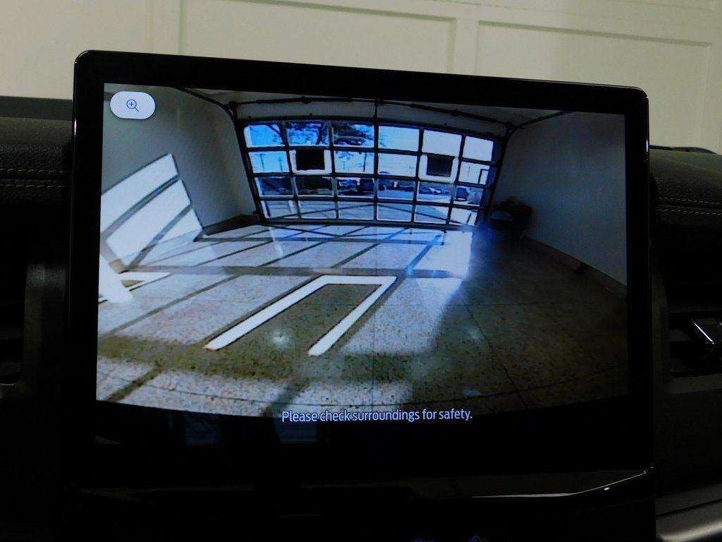 Ford Expedition XLT 4WD 2024