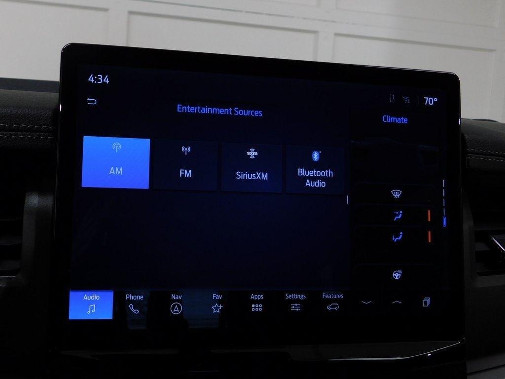 Ford Expedition XLT 4WD 2024