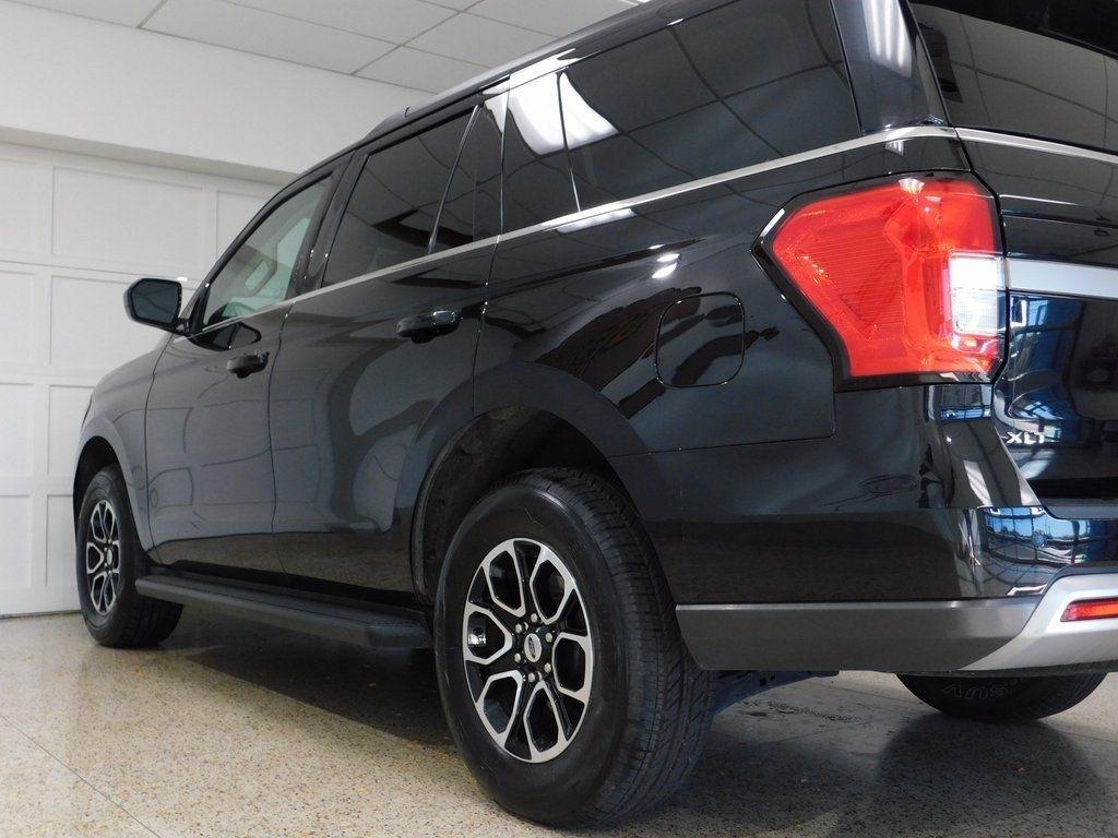 Ford Expedition XLT 4WD 2024