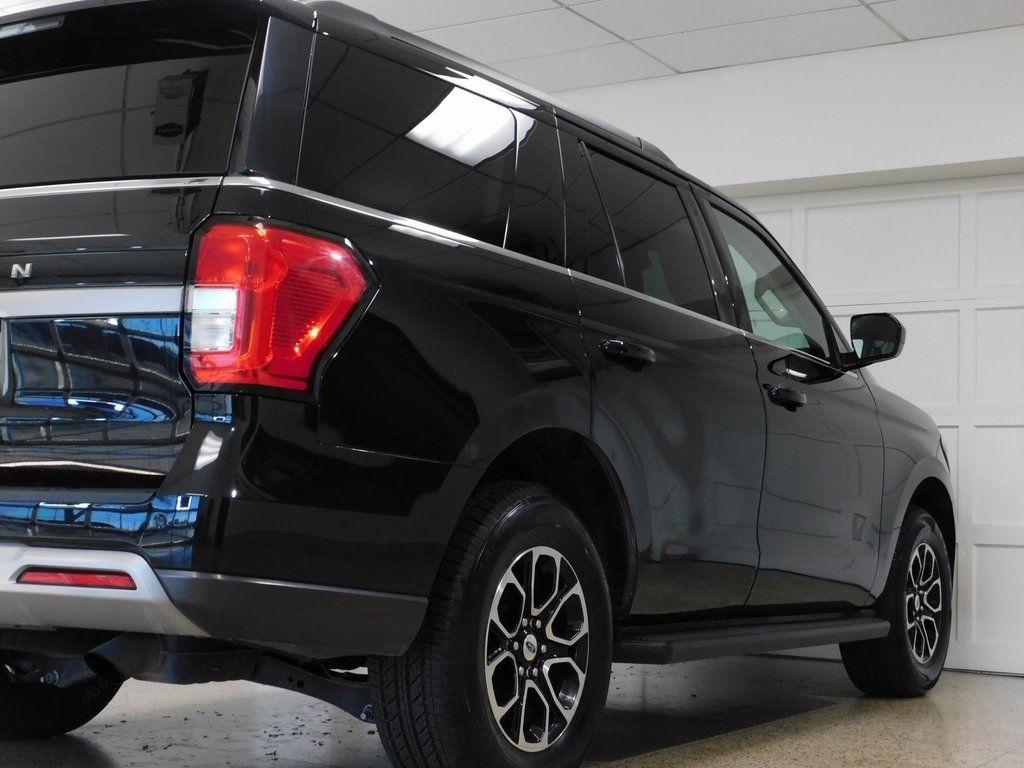 Ford Expedition XLT 4WD 2024