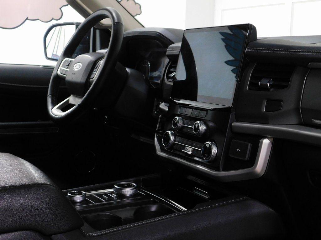 Ford Expedition XLT 4WD 2024