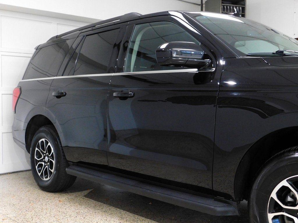 Ford Expedition XLT 4WD 2024