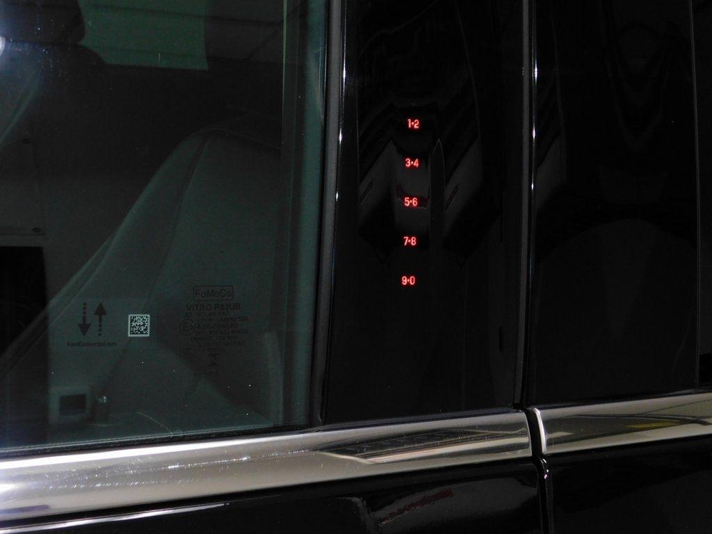 Ford Expedition XLT 4WD 2024