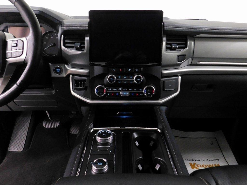 Ford Expedition XLT 4WD 2024