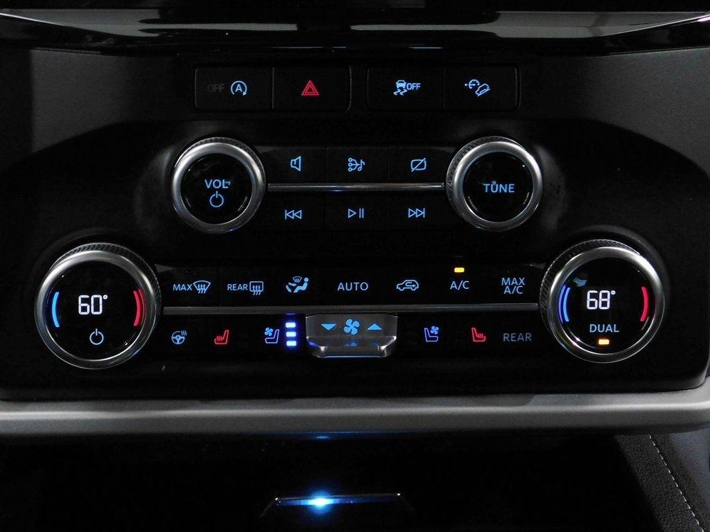 Ford Expedition XLT 4WD 2024