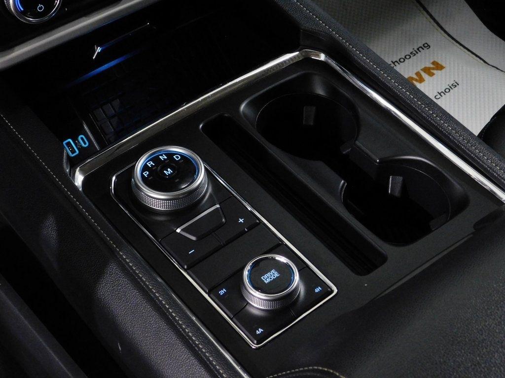 Ford Expedition XLT 4WD 2024