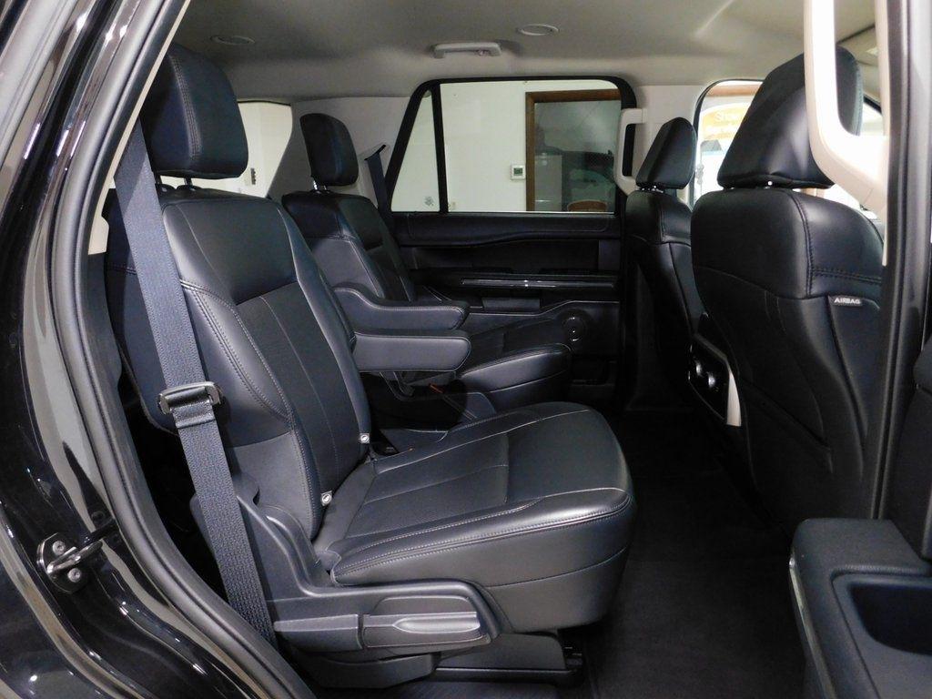 Ford Expedition XLT 4WD 2024