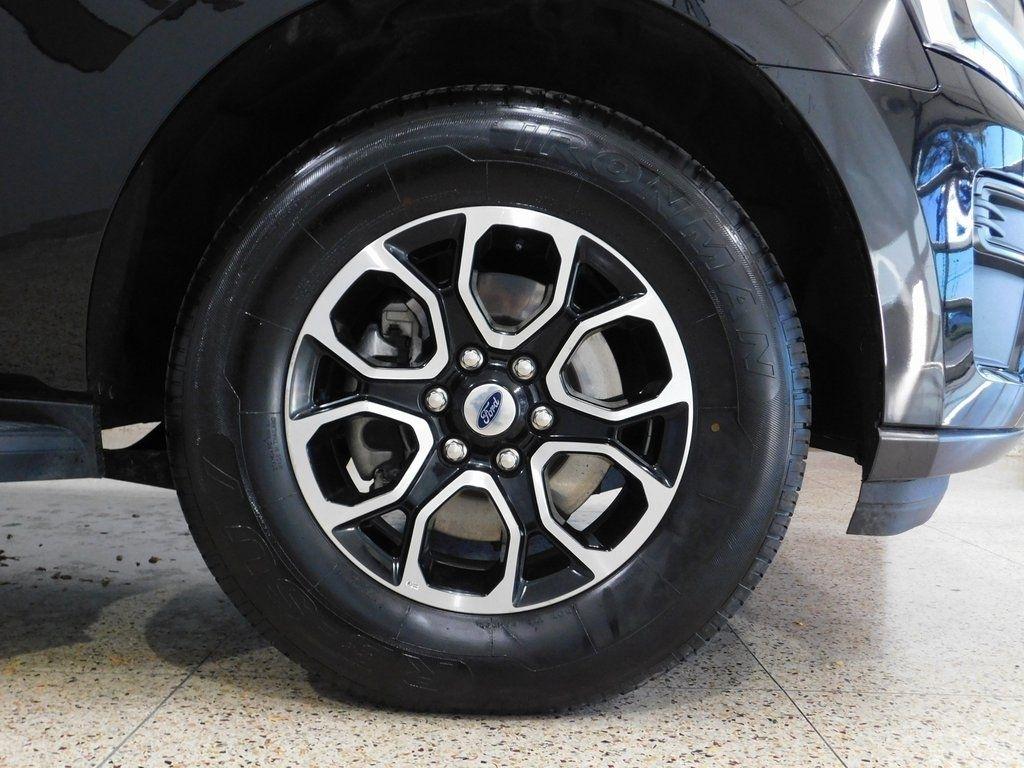 Ford Expedition XLT 4WD 2024