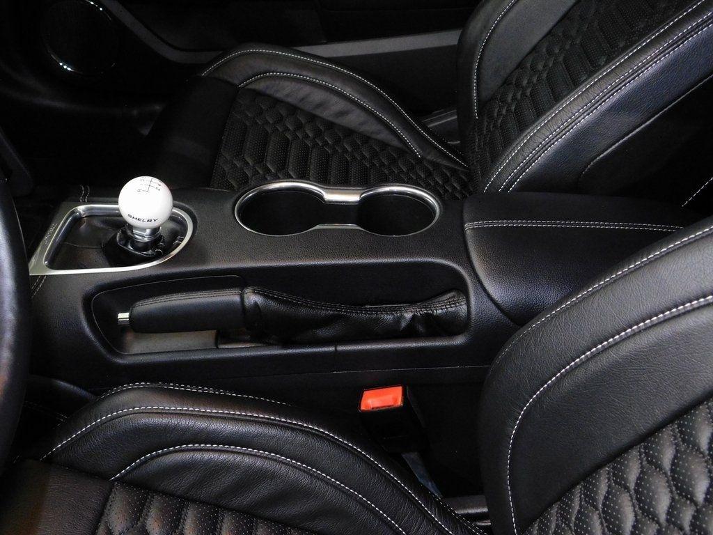 Ford Mustang GT Premium Coupe 2020